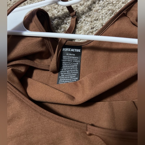 Pink Active By VS 6” Seamless Workout Romper onesie in Camel Brown Color Size M - Picture 5 of 7